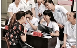 手拉手，让爱生生不息——妇产科学系党总支第二党支部开展“两学一做”社会实践活动